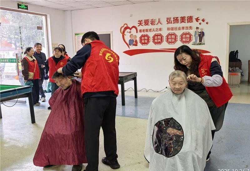 1761616923814080280.jpg 1761616923814080280.jpg