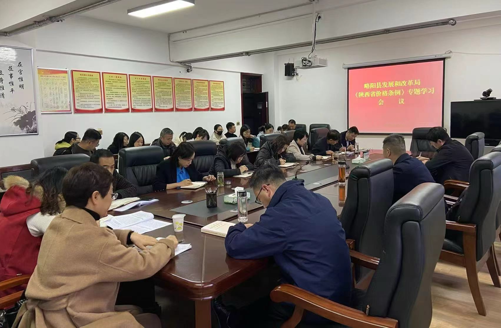 1766630343697086336.jpg 1766630343697086336.jpg